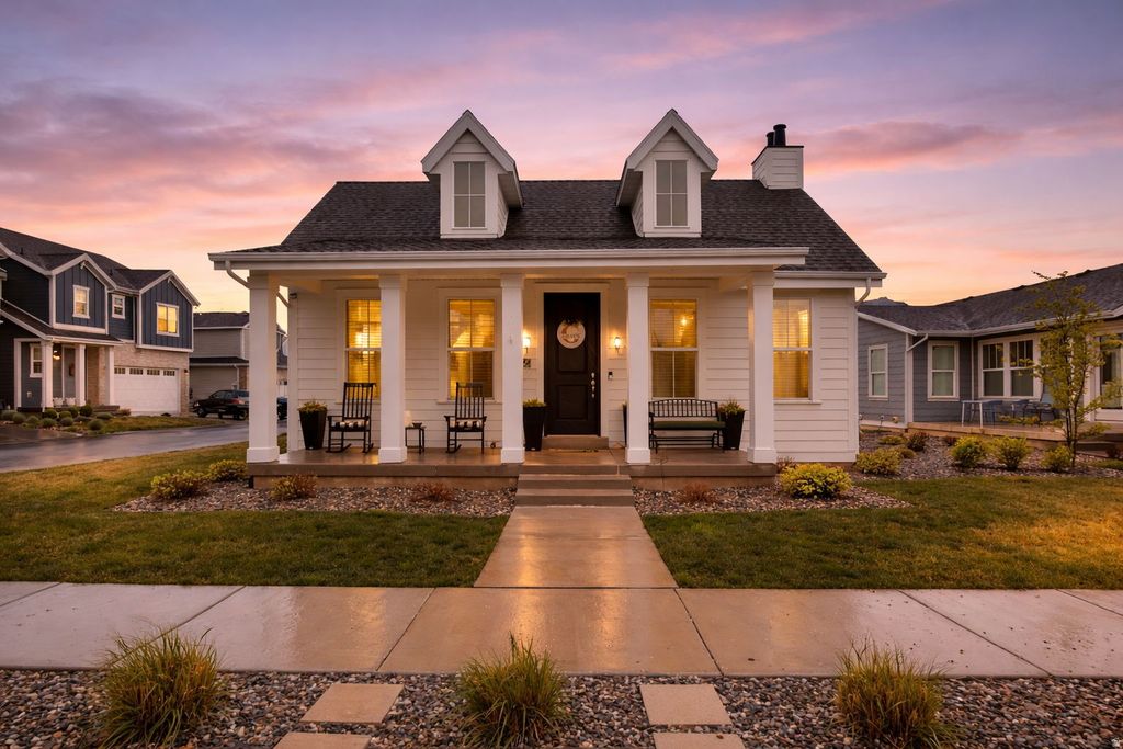 Photo of 5042 W WILLOW WAY, Highland, UT 84003 (MLS # 2148046)