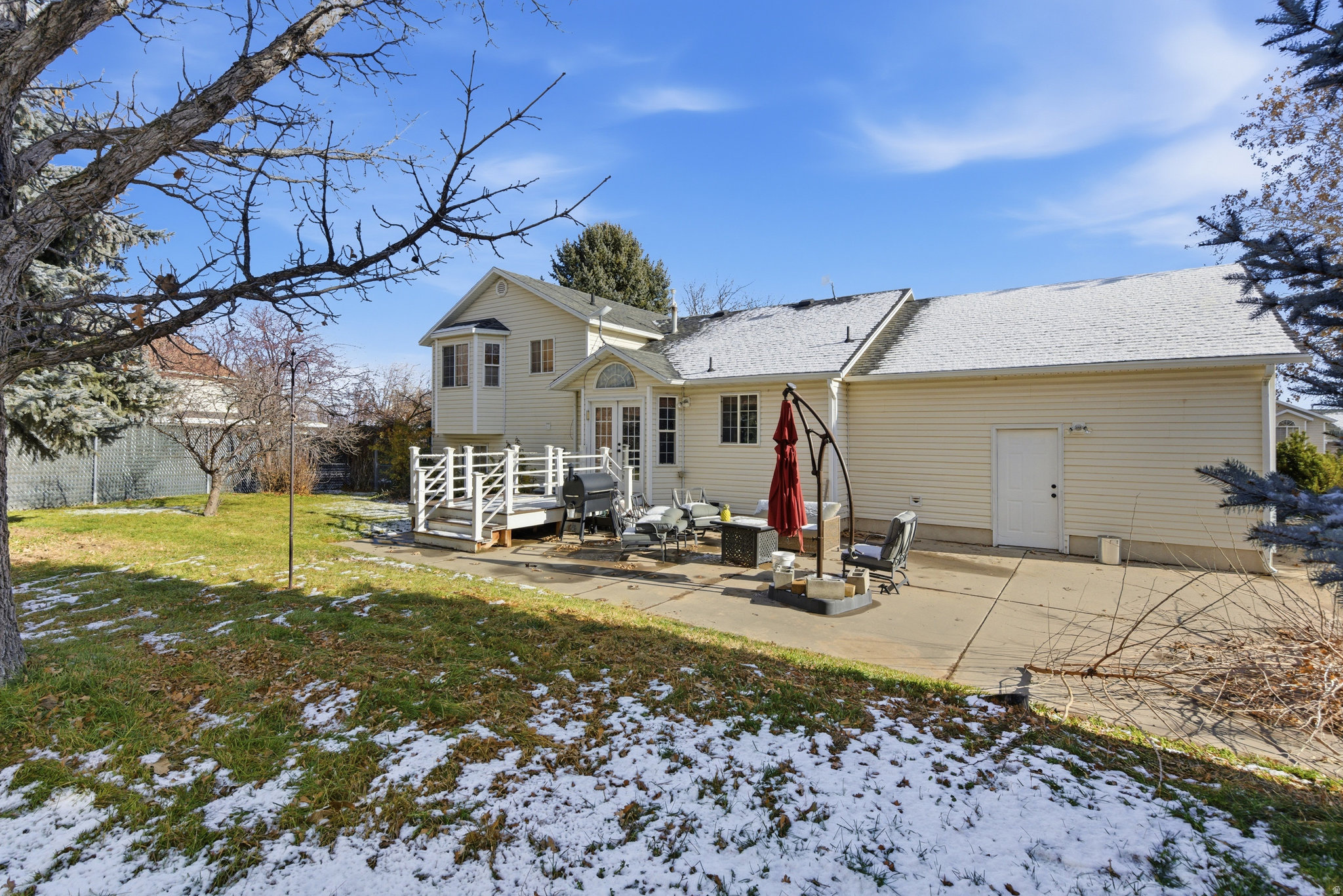 WHITE HILLS - Residential