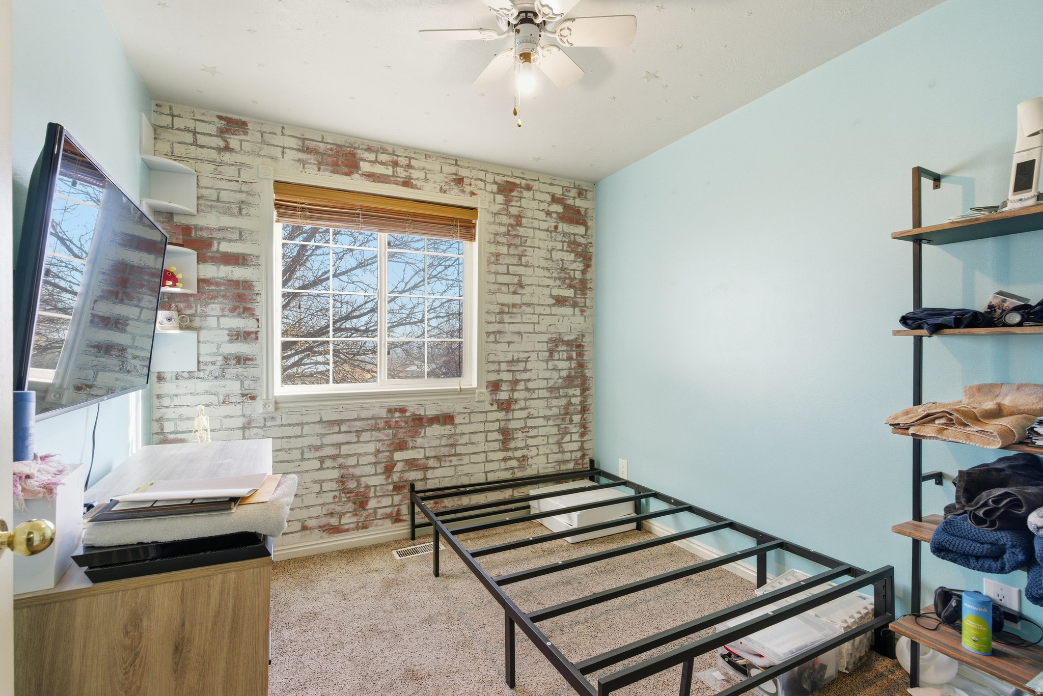 WHITE HILLS - Residential