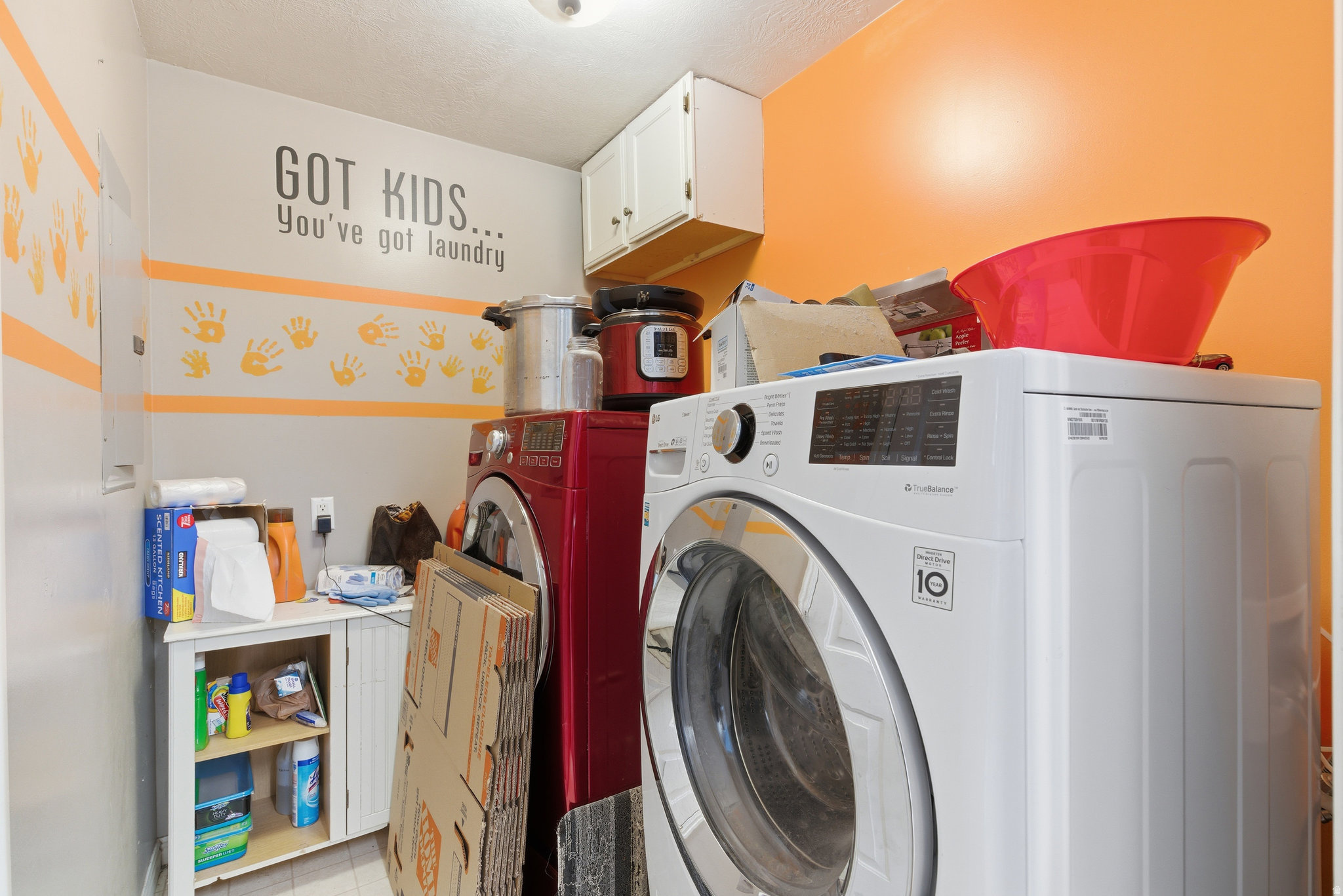 WHITE HILLS - Residential