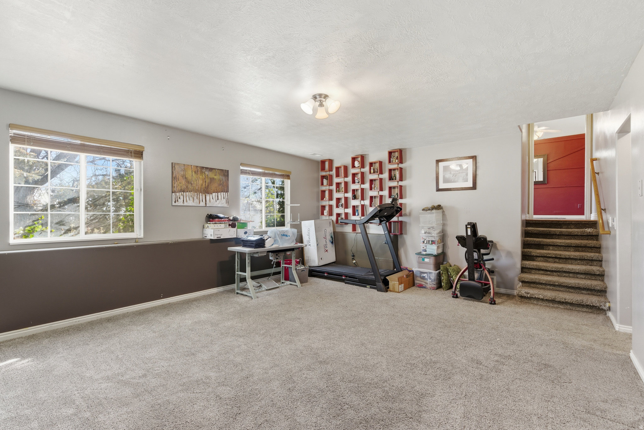 WHITE HILLS - Residential