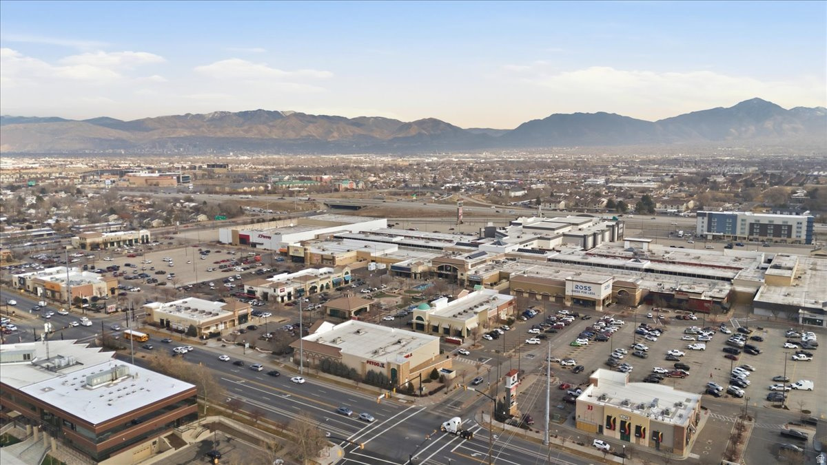 VILLAGE 2 - Residential