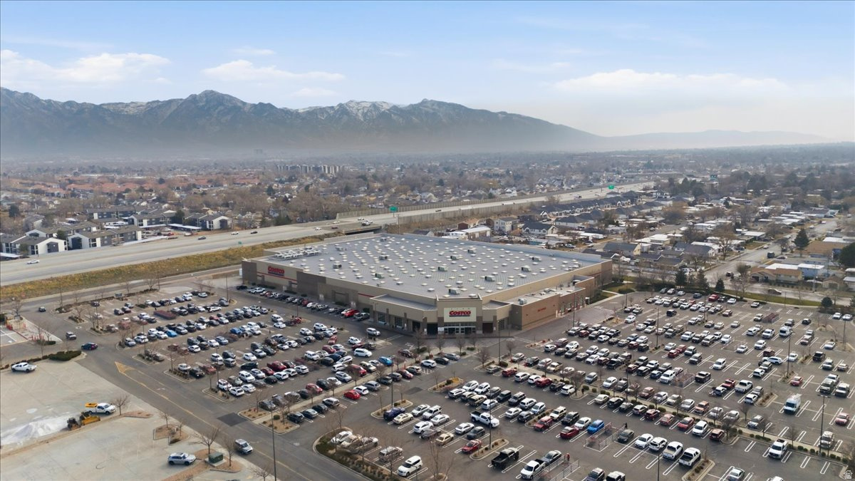 VILLAGE 2 - Residential