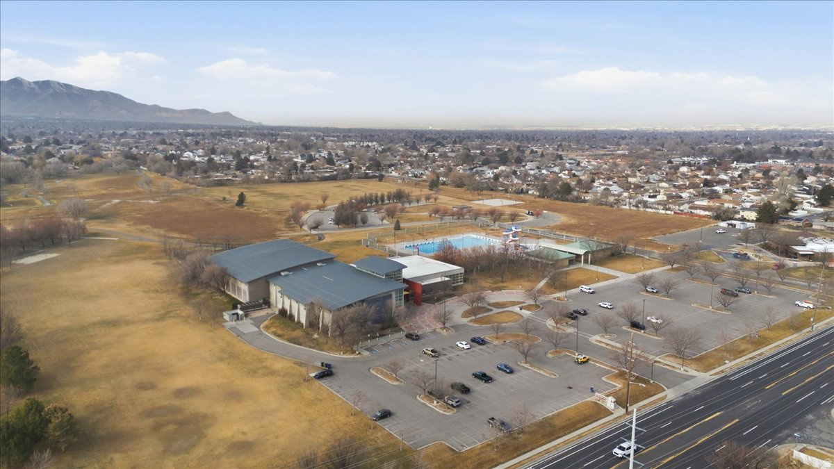 VILLAGE 2 - Residential