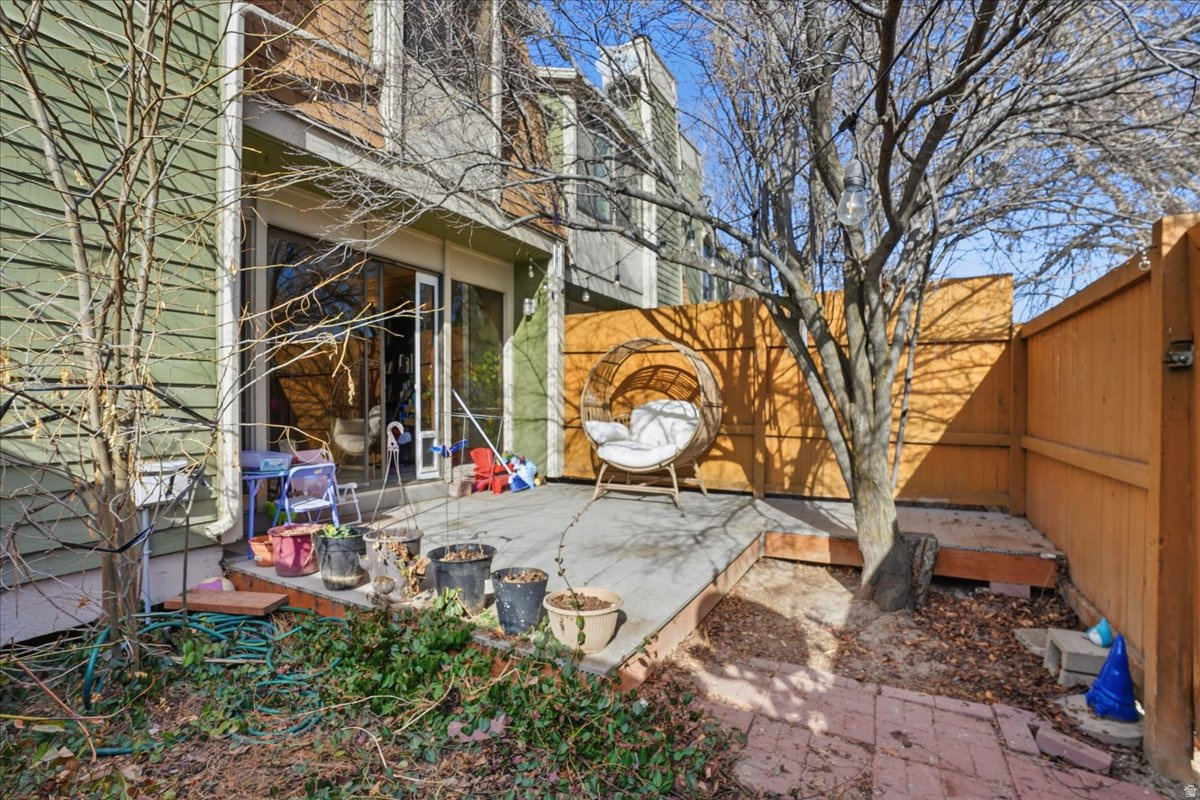 VILLAGE 2 - Residential