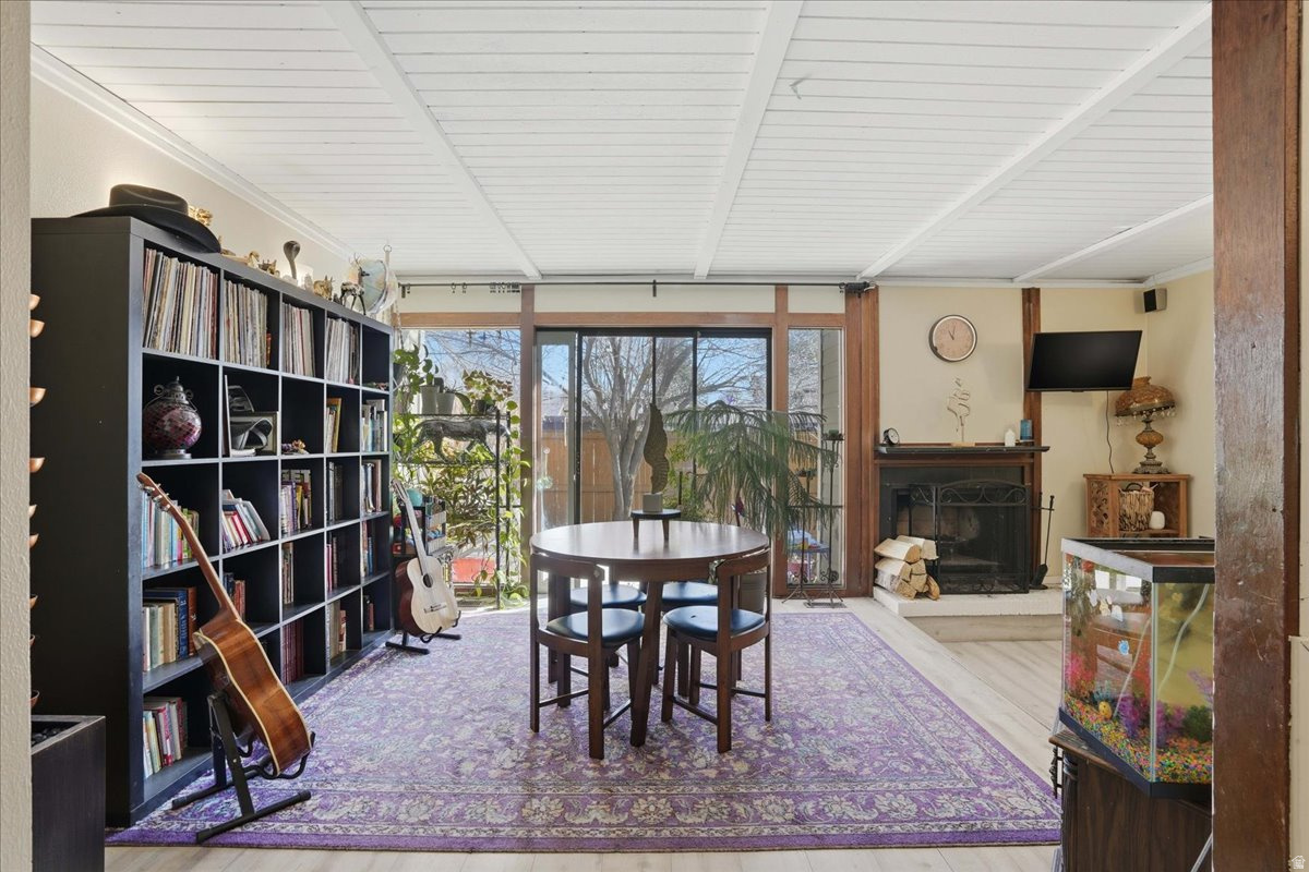 VILLAGE 2 - Residential