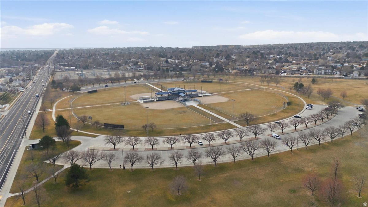 VILLAGE 2 - Residential