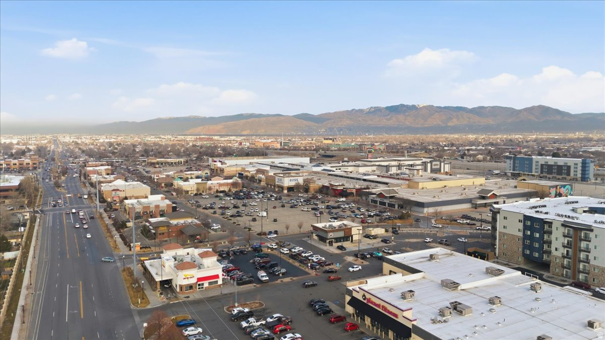 VILLAGE 2 - Residential