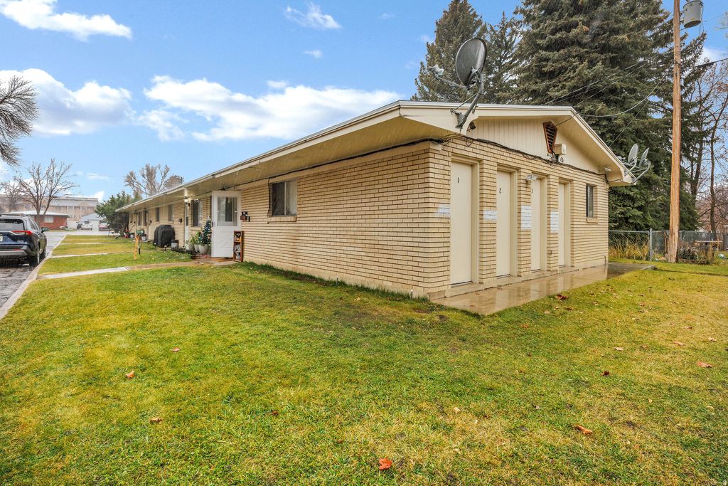 Photo of 245 W 400 N, Logan, UT 84321 (MLS # 2128336)