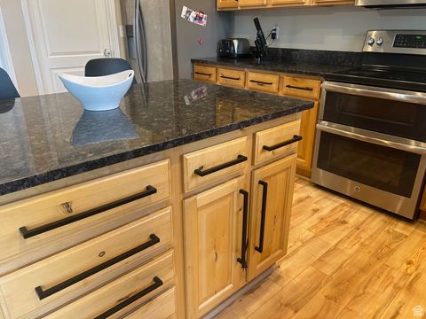 Tiny photo for 3360 W 2280 S, Syracuse, UT 84075 (MLS # 2115836)