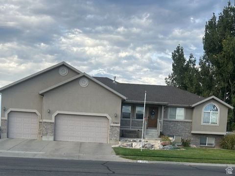 Photo of 3360 W 2280 S, Syracuse, UT 84075 (MLS # 2115836)