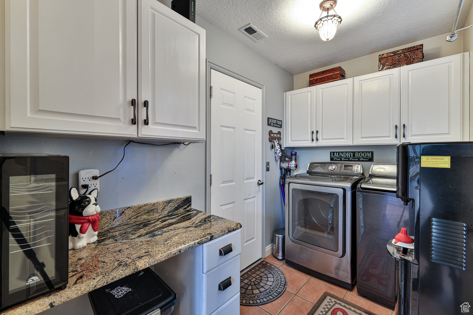 PARADISE WEST 2 - Residential