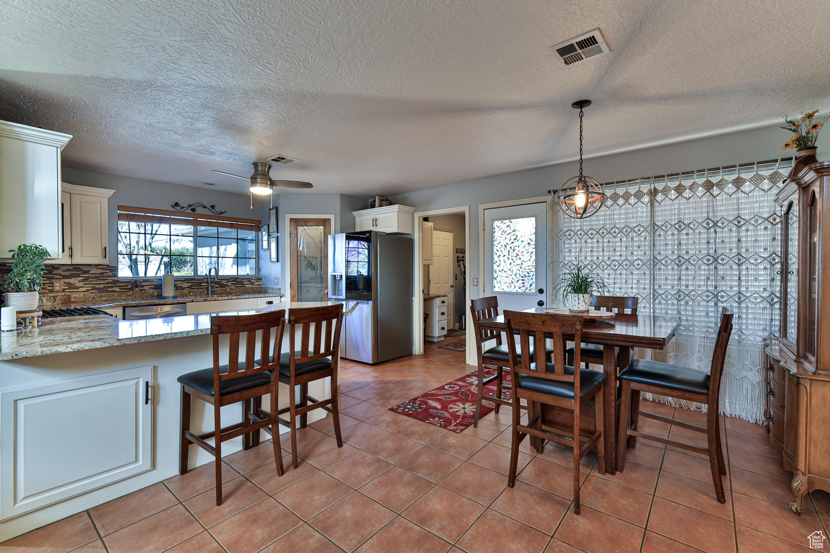 PARADISE WEST 2 - Residential