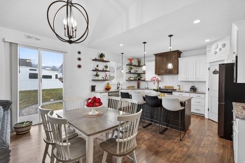 Tiny photo for 1627 S 270 W, Salem, UT 84653 (MLS # 2133759)