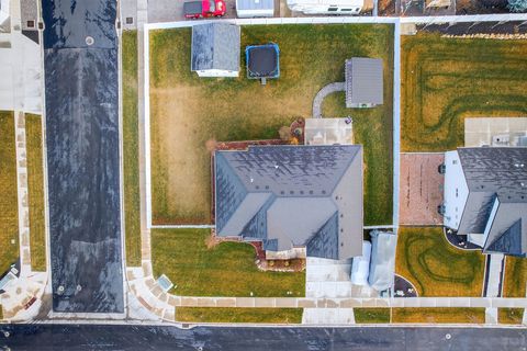 Tiny photo for 1627 S 270 W, Salem, UT 84653 (MLS # 2133759)