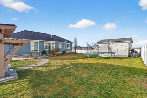 Tiny photo for 1627 S 270 W, Salem, UT 84653 (MLS # 2133759)
