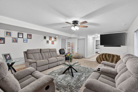Tiny photo for 1627 S 270 W, Salem, UT 84653 (MLS # 2133759)