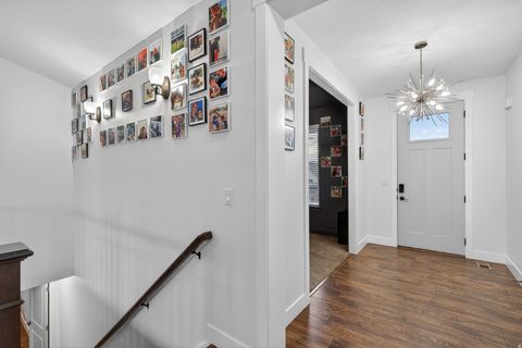 Tiny photo for 1627 S 270 W, Salem, UT 84653 (MLS # 2133759)