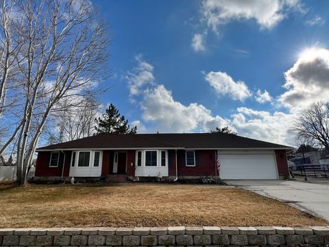 Photo of 3463 W 14400 S, Bluffdale, UT 84065 (MLS # 2138856)