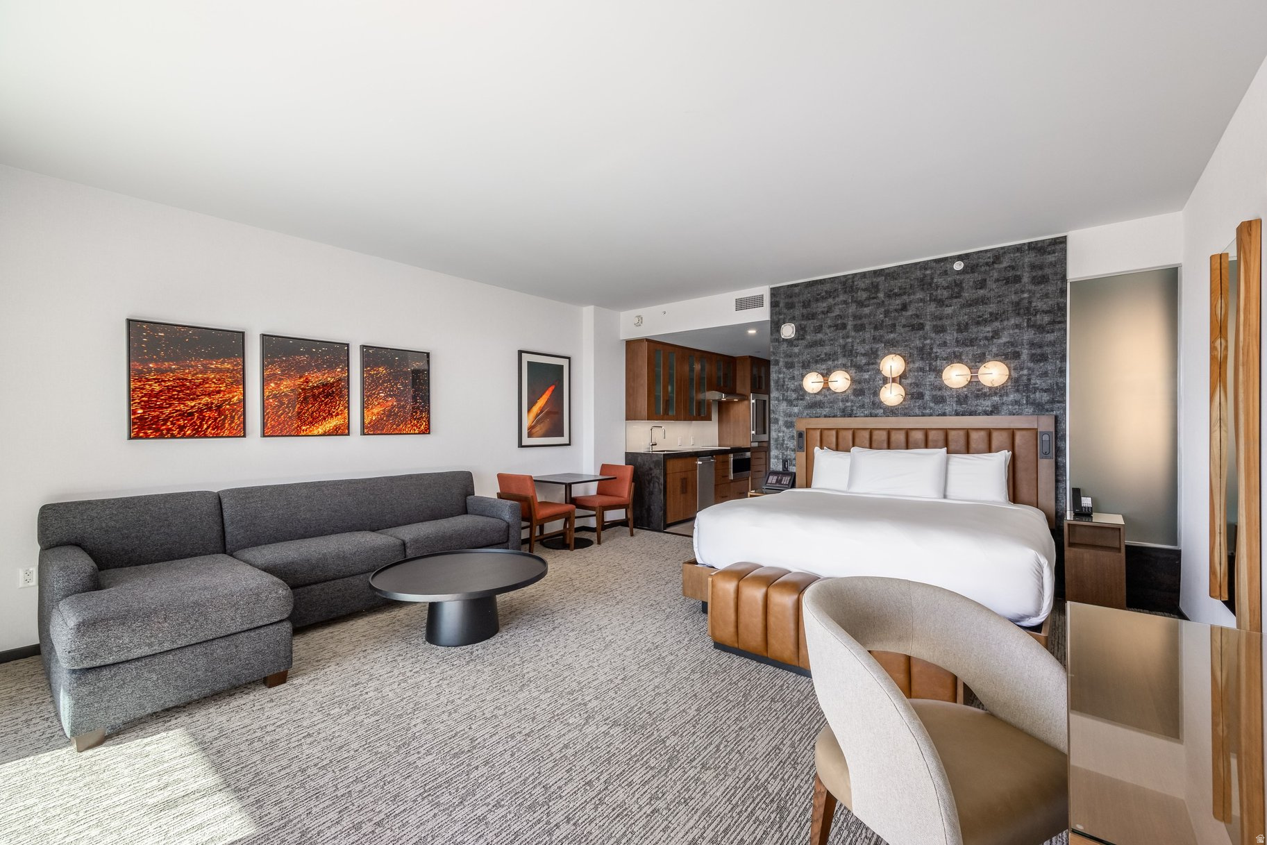 BLACK DESERT RESORT CENTER - Residential