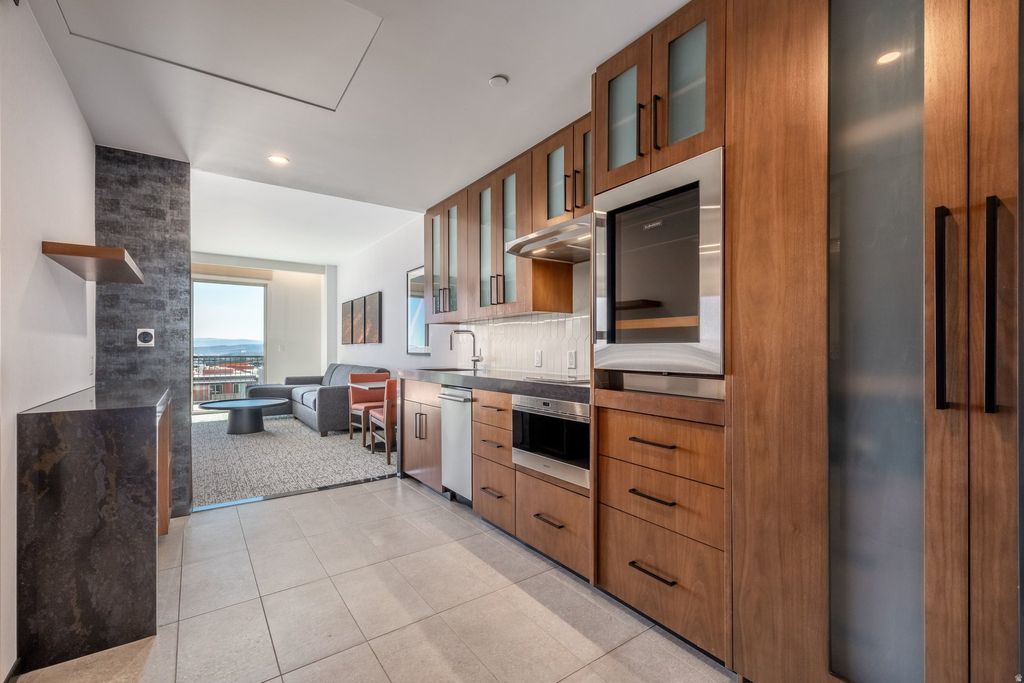 Photo of 1500 E BLACK DESERT DR #43218, Ivins, UT 84738 (MLS # 2137279)