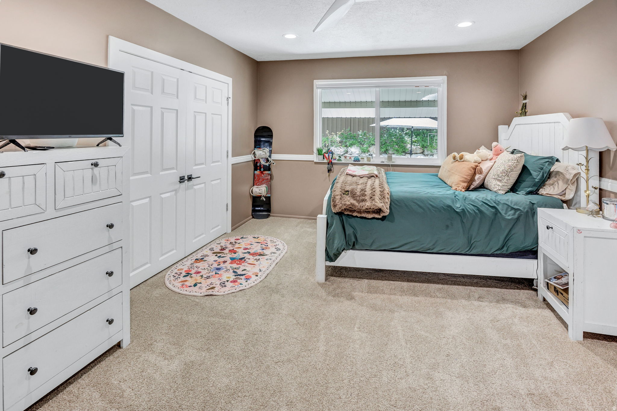 CANYON CREST - Residential