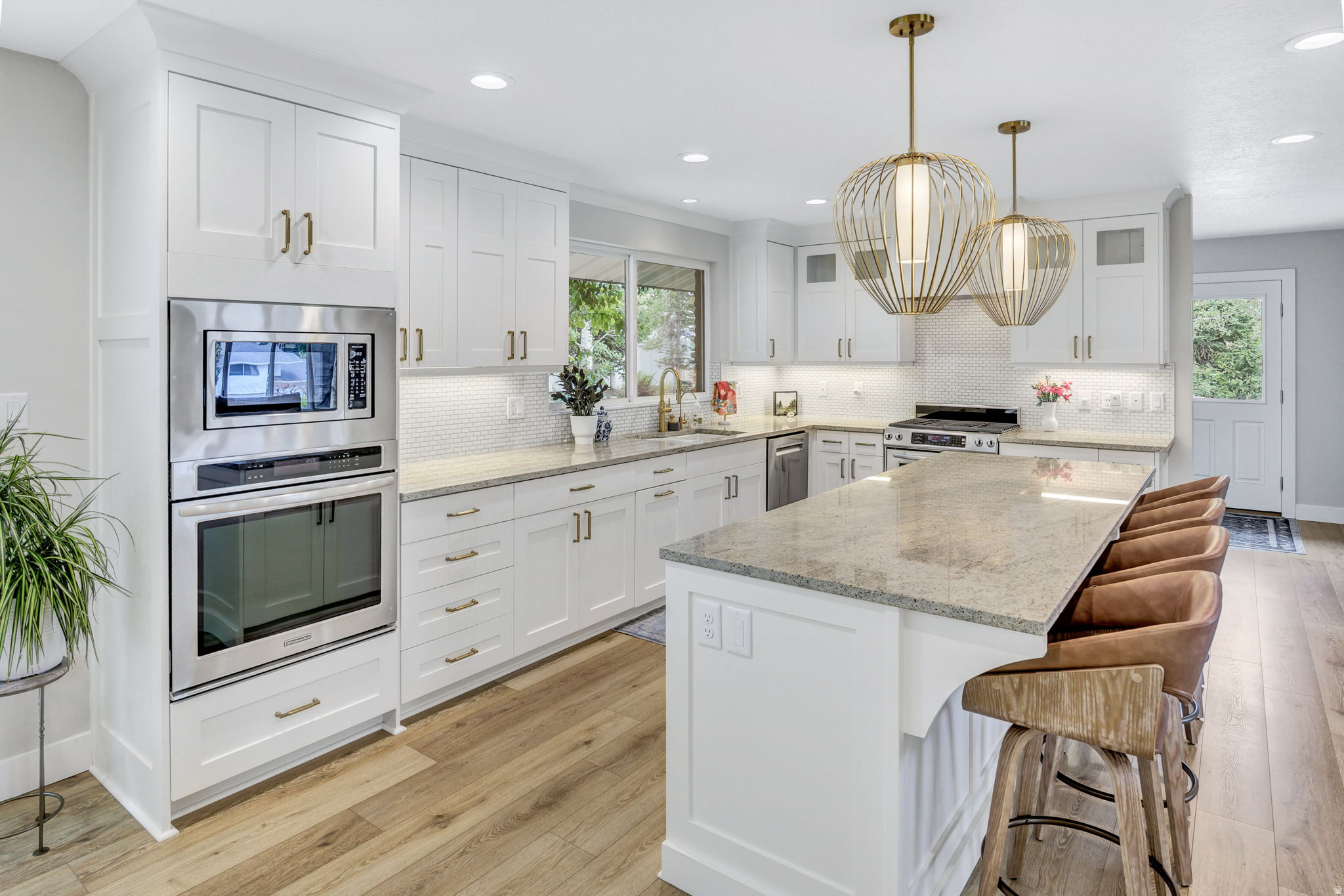 CANYON CREST - Residential