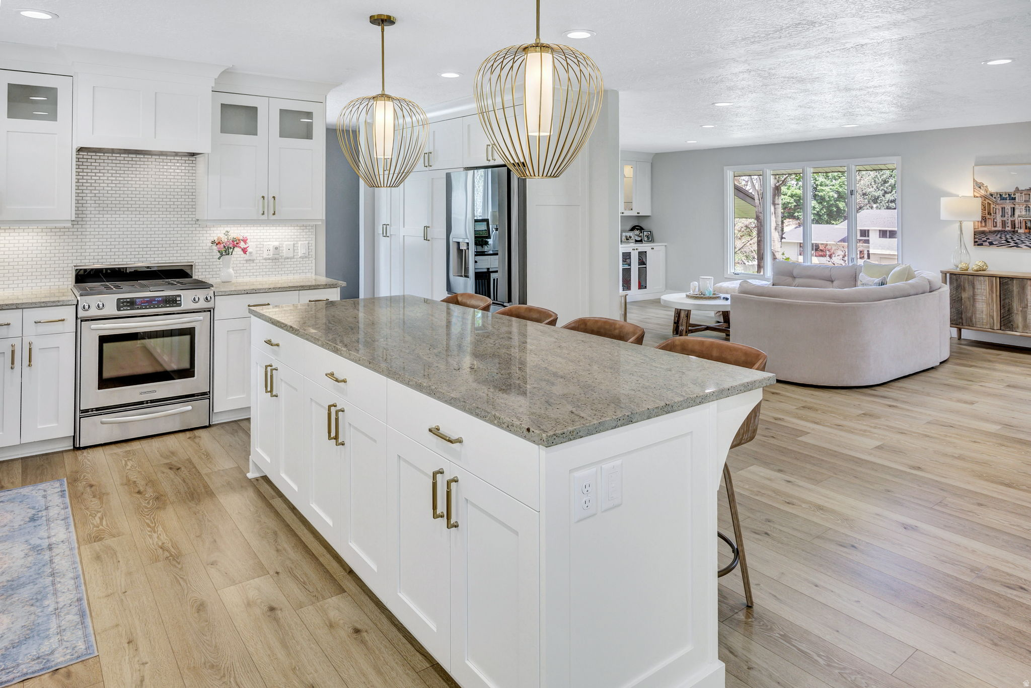 CANYON CREST - Residential