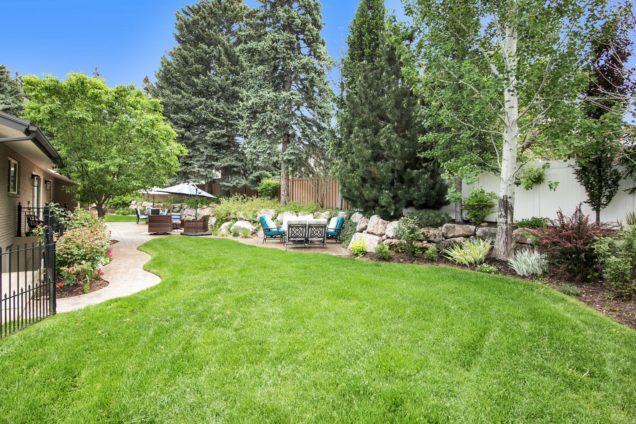 CANYON CREST - Residential