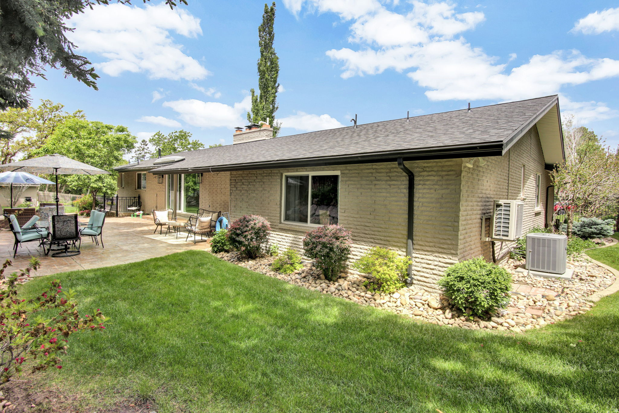 CANYON CREST - Residential