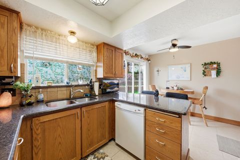 Tiny photo for 1582 N EMERALD DR, Layton, UT 84040 (MLS # 2145383)