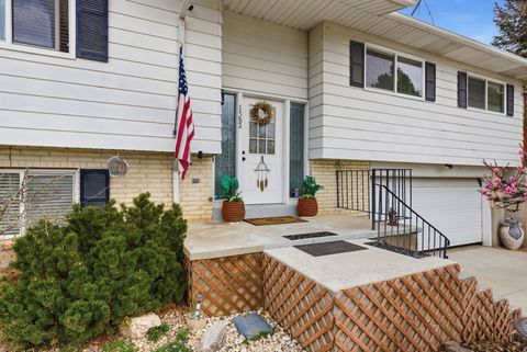 Tiny photo for 1582 N EMERALD DR, Layton, UT 84040 (MLS # 2145383)