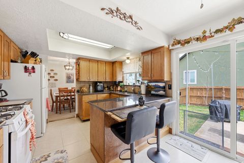 Tiny photo for 1582 N EMERALD DR, Layton, UT 84040 (MLS # 2145383)