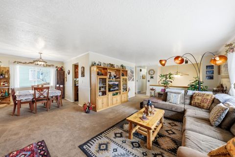 Tiny photo for 1582 N EMERALD DR, Layton, UT 84040 (MLS # 2145383)
