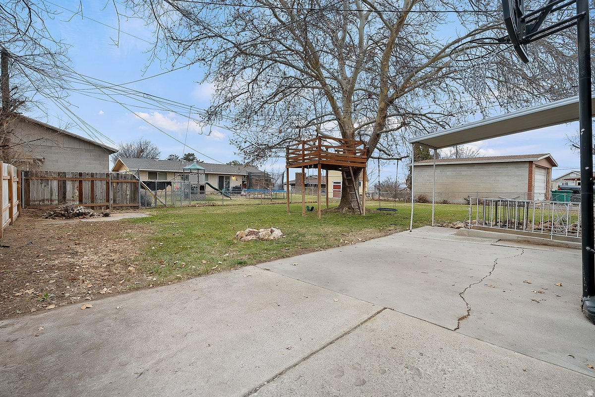 LEE-MESA - Residential