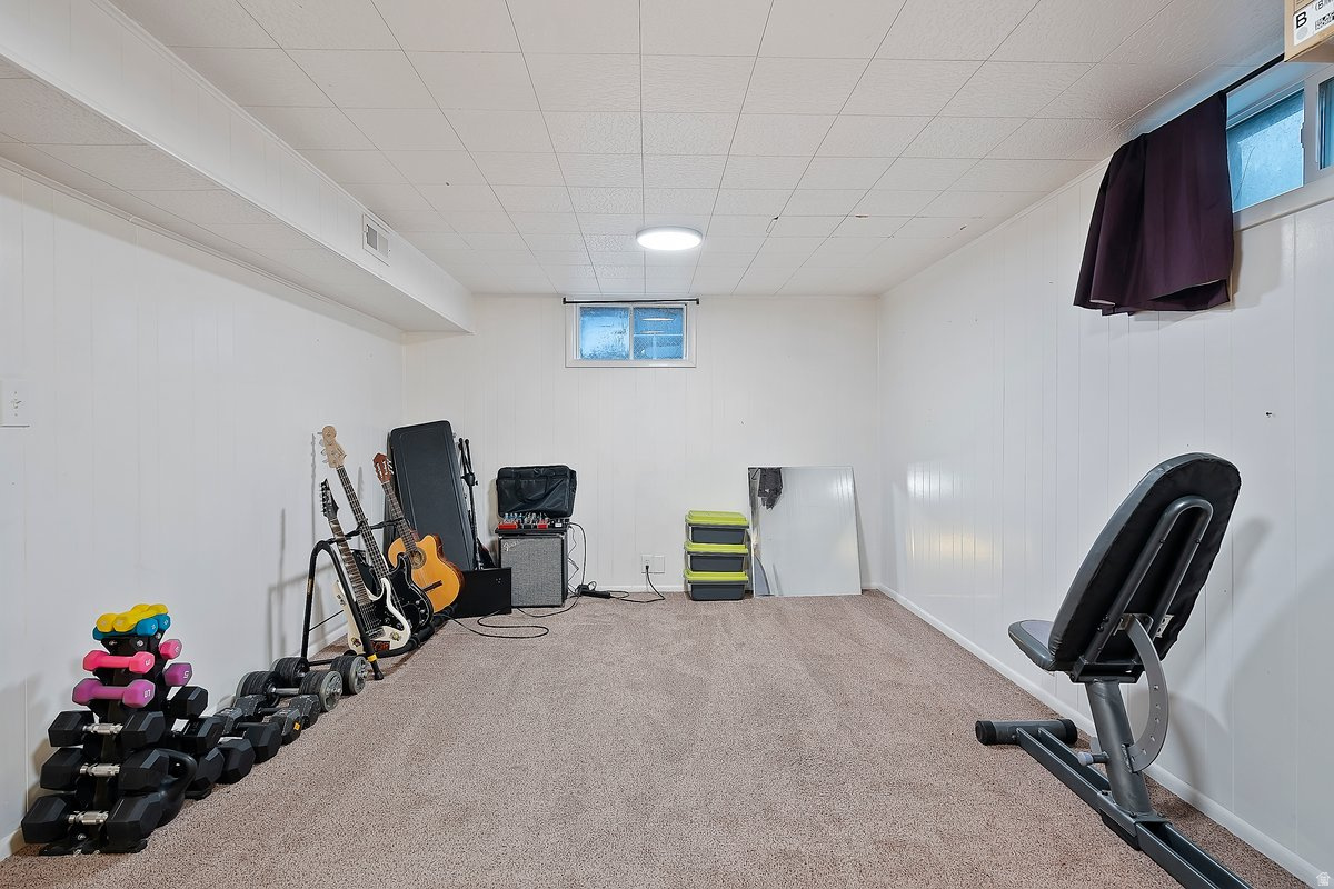 LEE-MESA - Residential