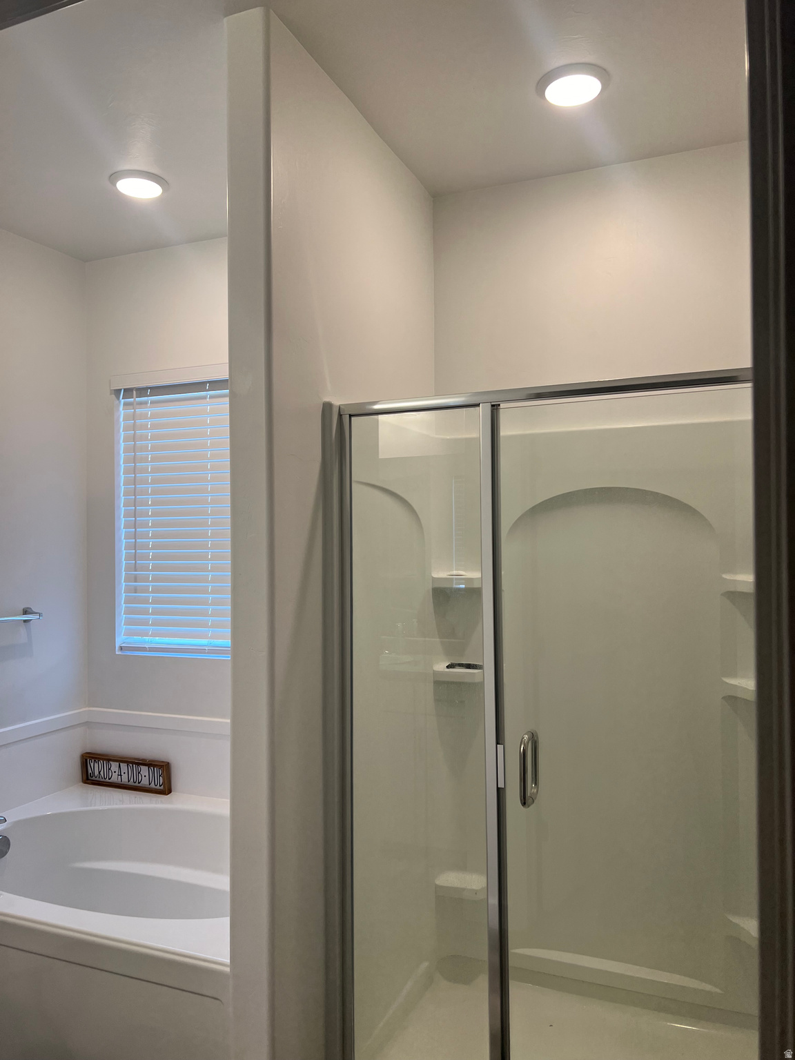 LEXINGTON GREENS - Residential