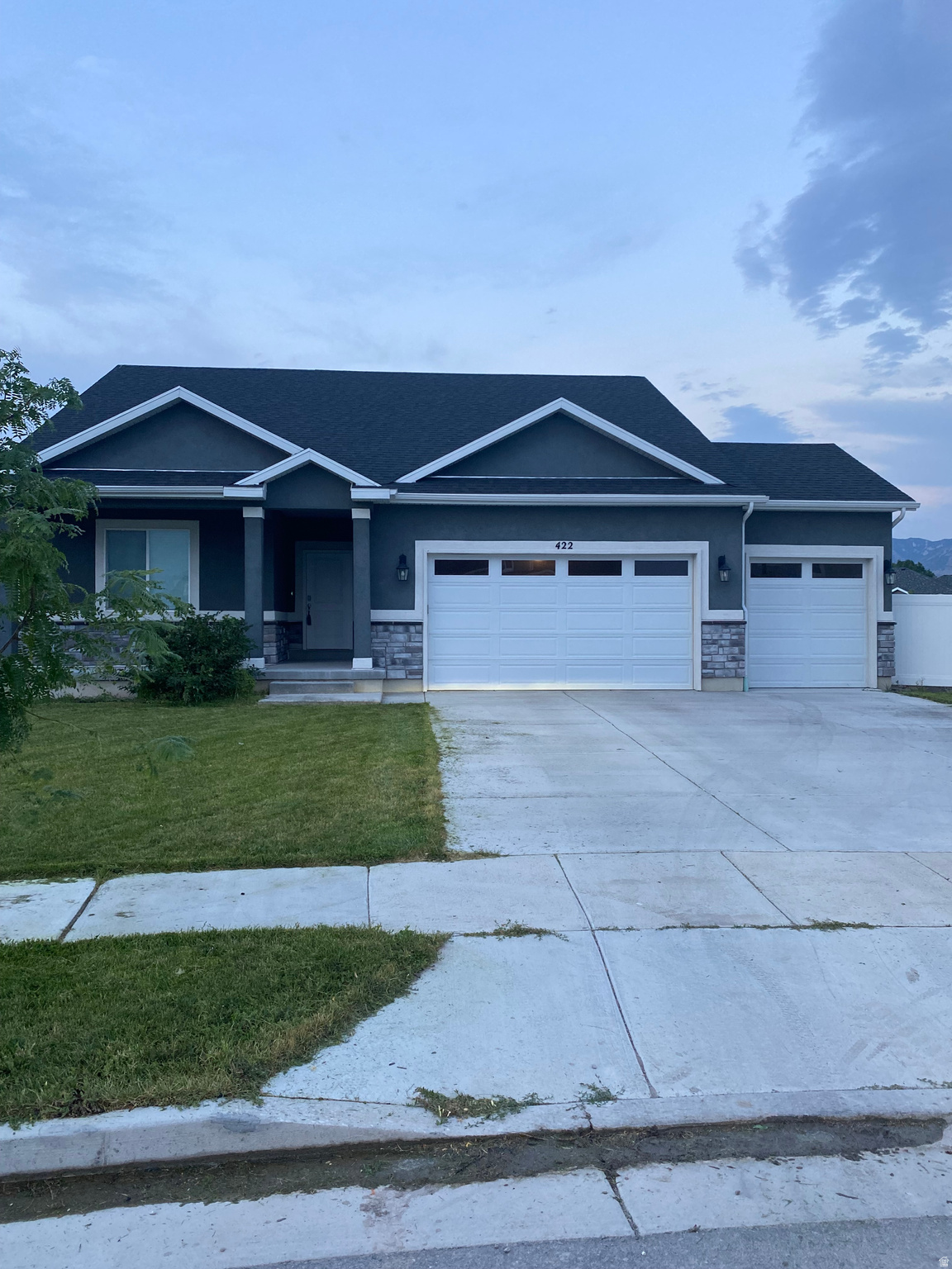 LEXINGTON GREENS - Residential