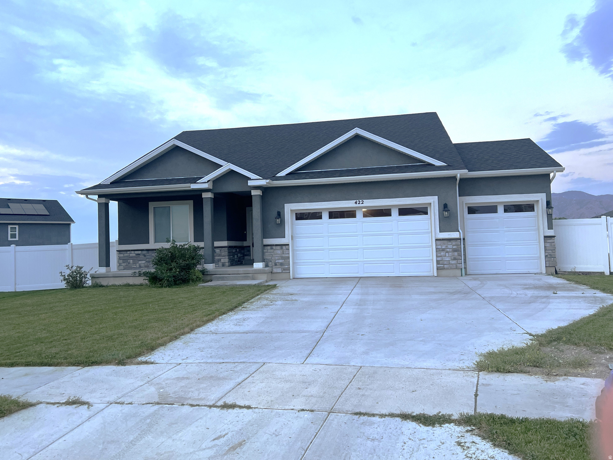 LEXINGTON GREENS - Residential