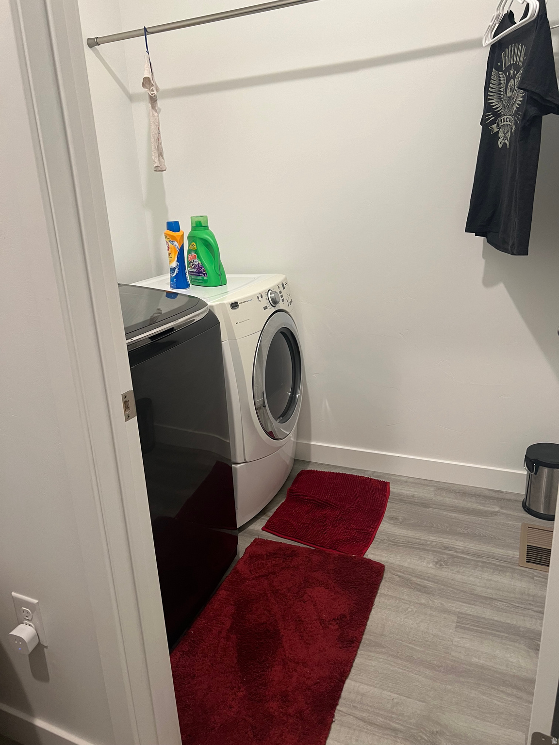 LEXINGTON GREENS - Residential