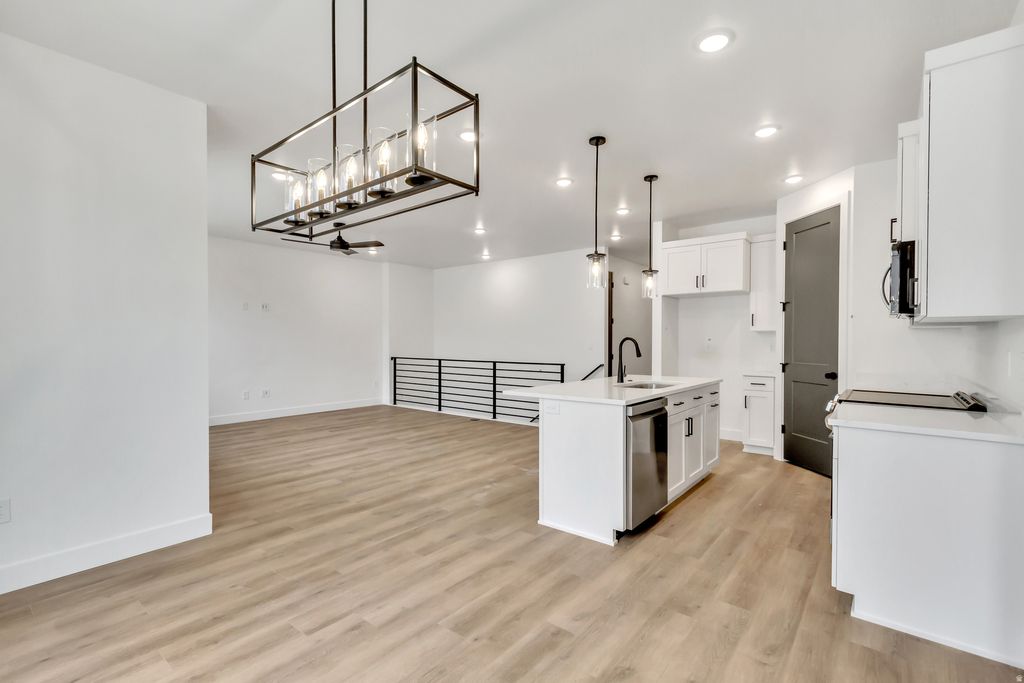 Photo of 1341 N 1475 E #29, Payson, UT 84651 (MLS # 2136917)