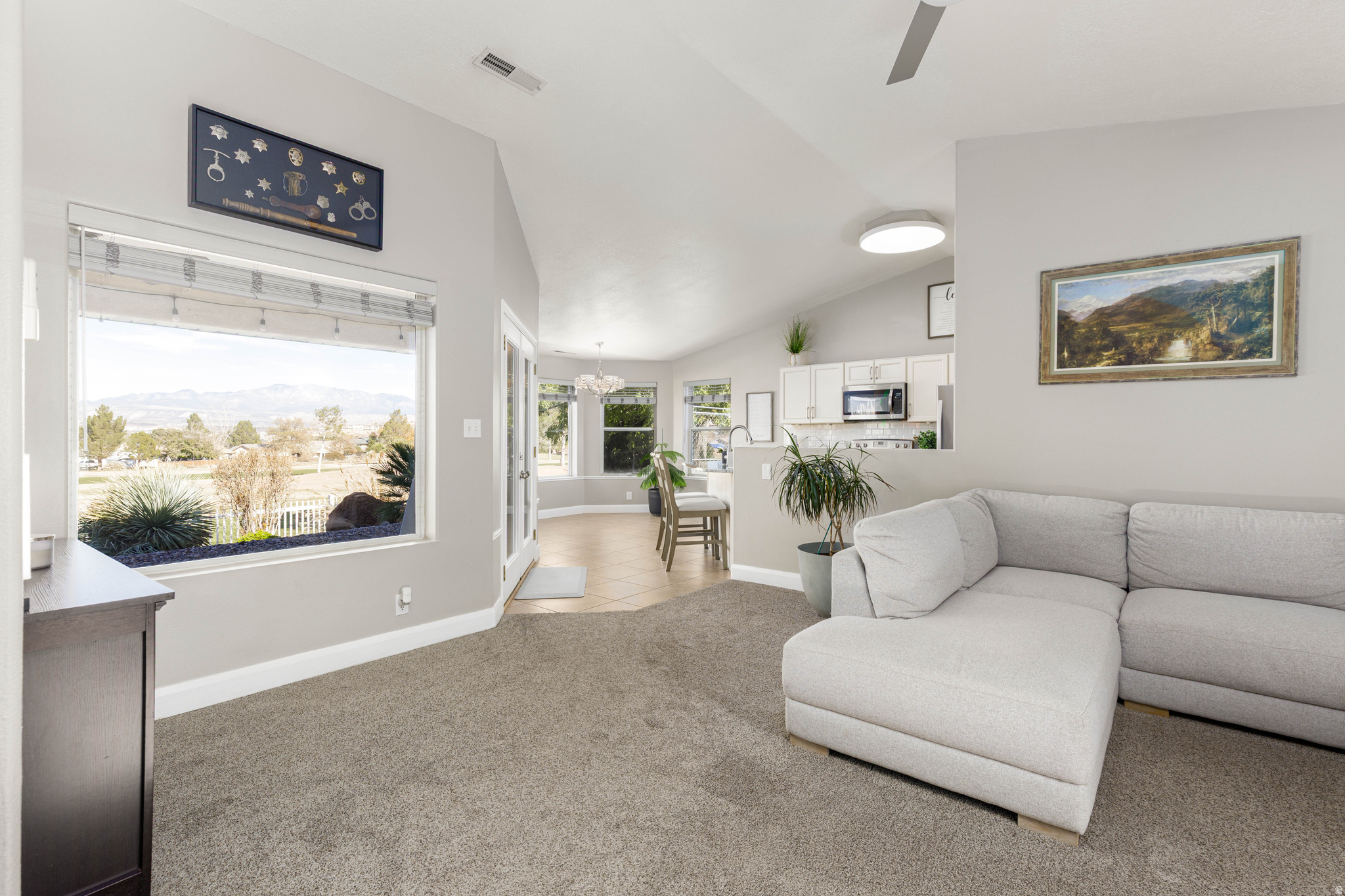 BLOOMINGTON HILLS - Residential