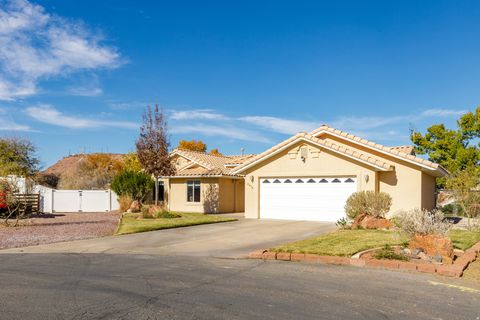 Tiny photo for 2974 S PEAR CIR, Saint George, UT 84790 (MLS # 2126563)