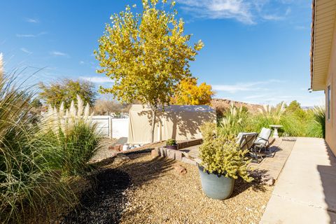 Tiny photo for 2974 S PEAR CIR, Saint George, UT 84790 (MLS # 2126563)