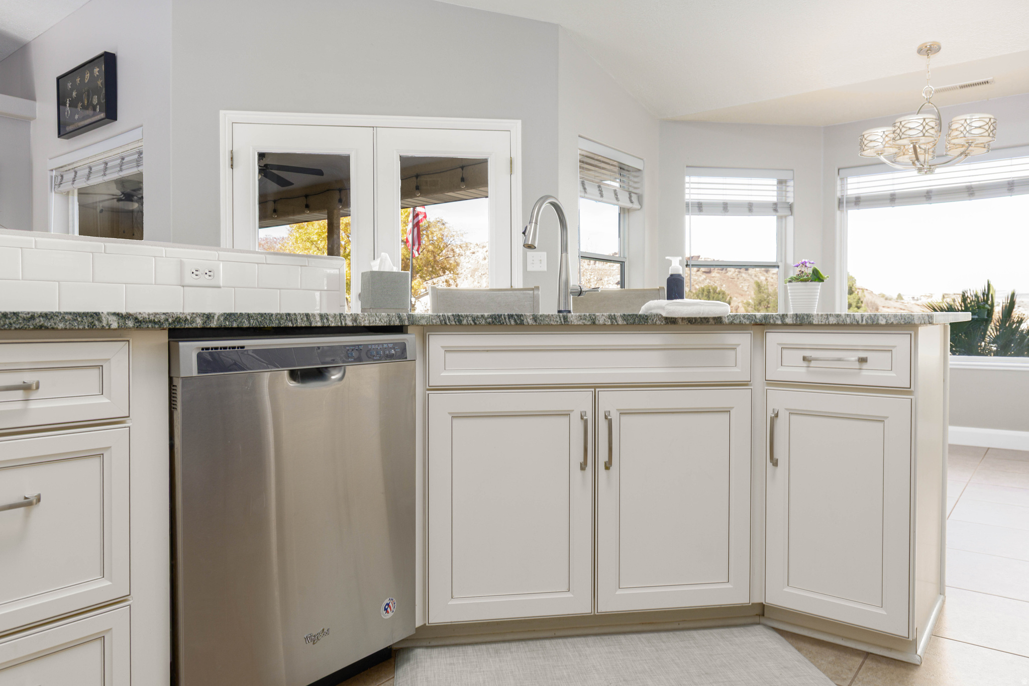 BLOOMINGTON HILLS - Residential