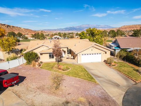 Tiny photo for 2974 S PEAR CIR, Saint George, UT 84790 (MLS # 2126563)