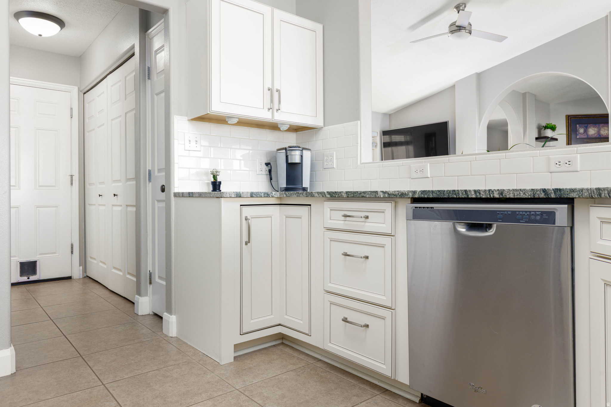 BLOOMINGTON HILLS - Residential