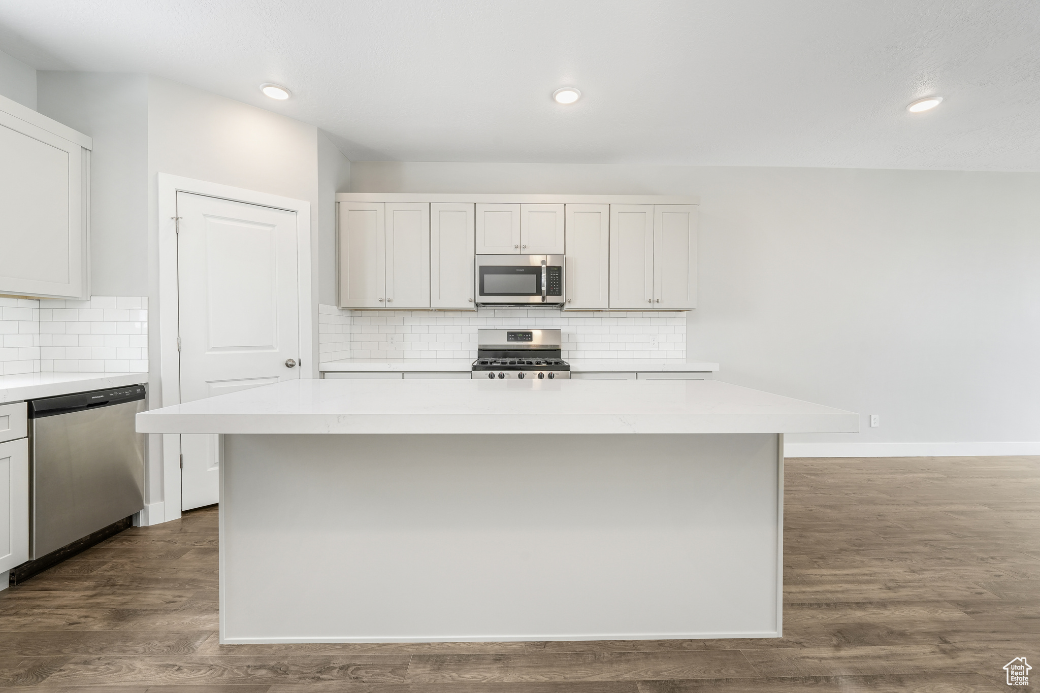 BRYLEE TOWNS - Residential