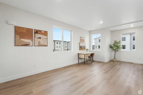 Tiny photo for 5245 N EVERGREEN WAY, Eagle Mountain, UT 84005 (MLS # 2115188)