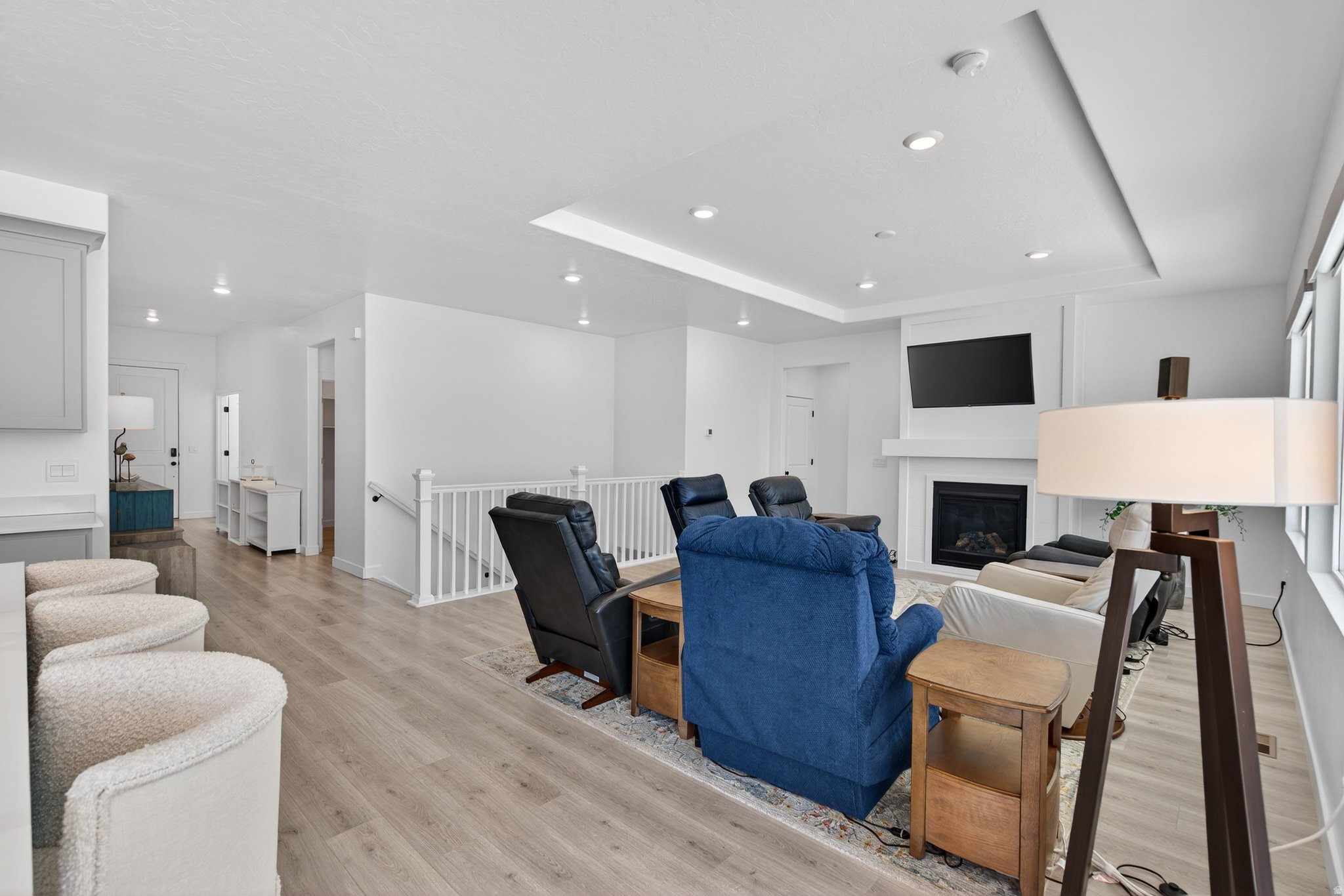 FOOTHILL VILLAGE - Residential